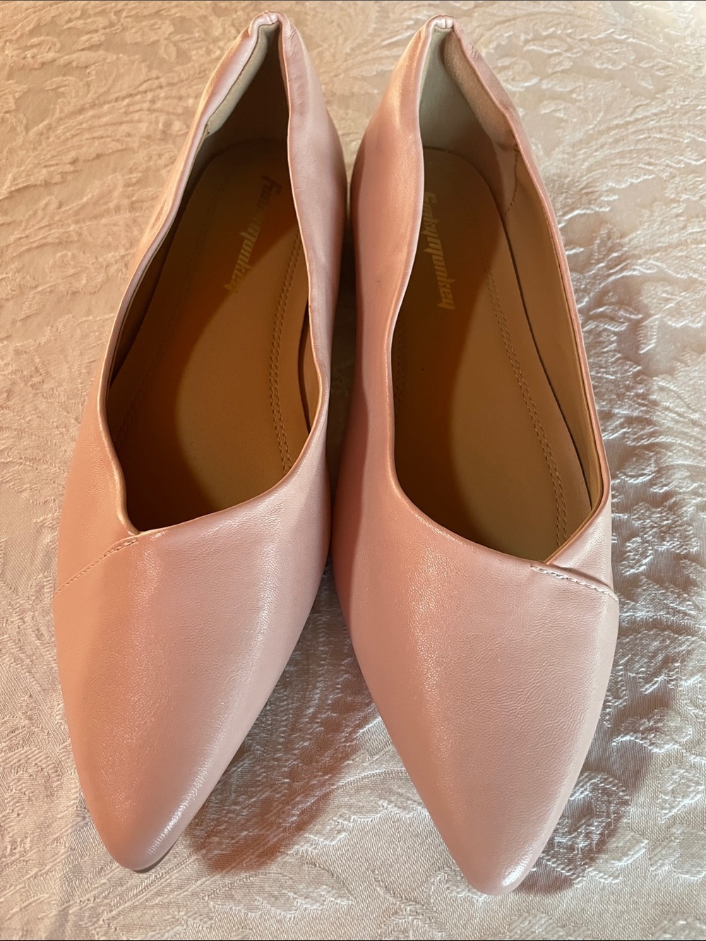 FUNKYMONKEY Women's Pointed-Toe Ballet Flats in Blush Pink NWOT Sz 10